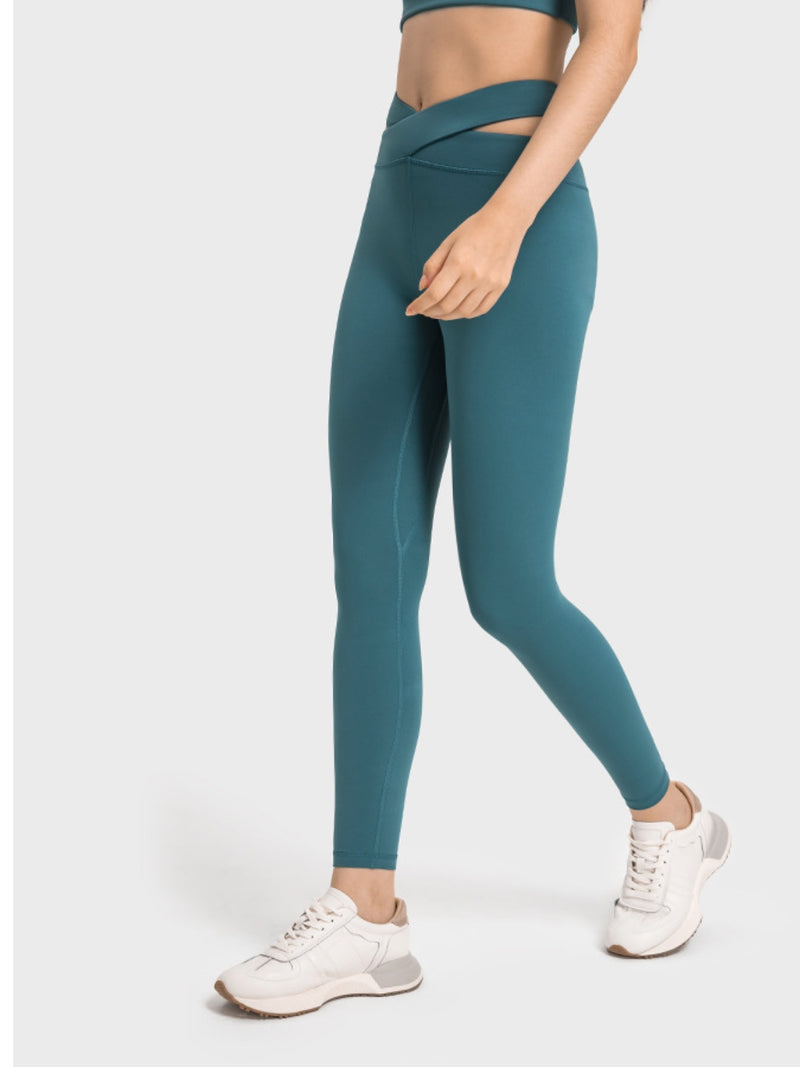 Isabel Crisscross Cutout Sports Leggings