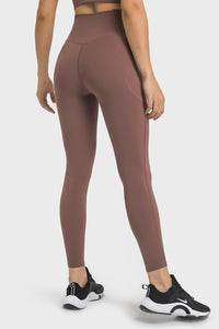 Romina V-Waist Yoga Leggings with Pockets